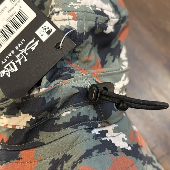 Salt Life Army Camo Print Boonie/bucket hat,adjustable headband & chin strap,sun - Picture 7 of 14